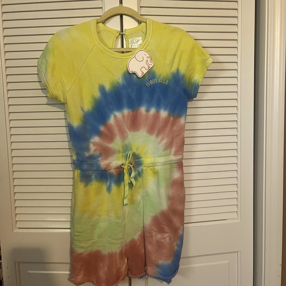 Ivory Ella women’s sz small tie-dye romper drawstring waist